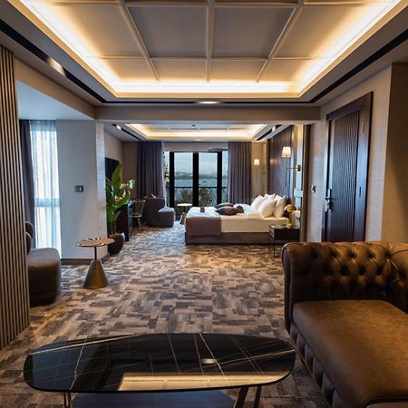 ทูไนท์ โฮเทล พอร์ต Hotel อิสตันบูล ภายนอก รูปภาพ