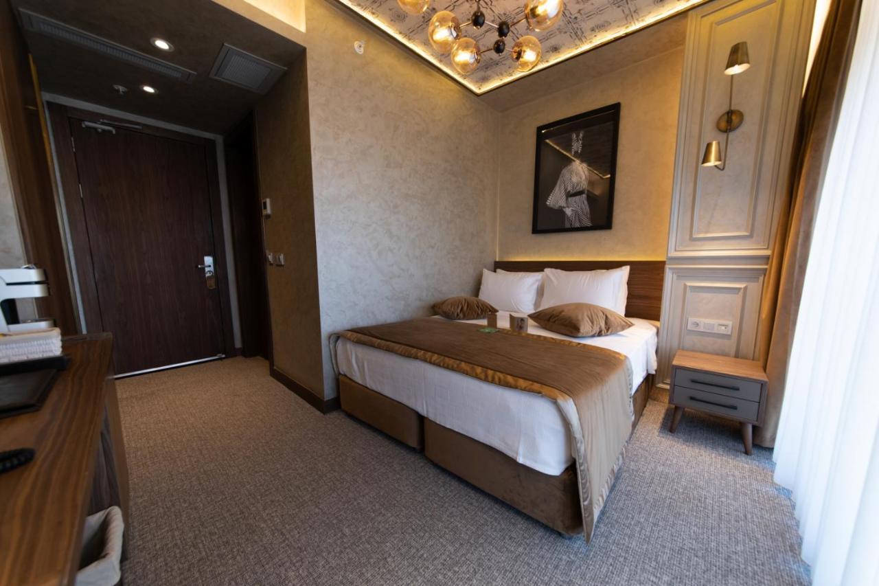 ทูไนท์ โฮเทล พอร์ต Hotel อิสตันบูล ภายนอก รูปภาพ
