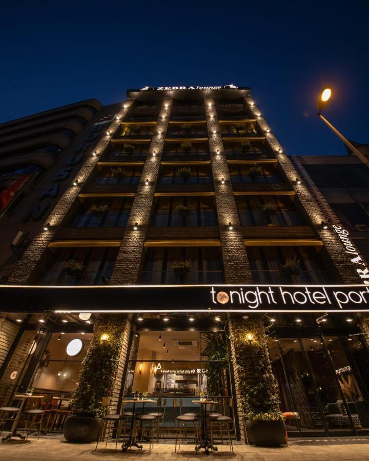 ทูไนท์ โฮเทล พอร์ต Hotel อิสตันบูล ภายนอก รูปภาพ