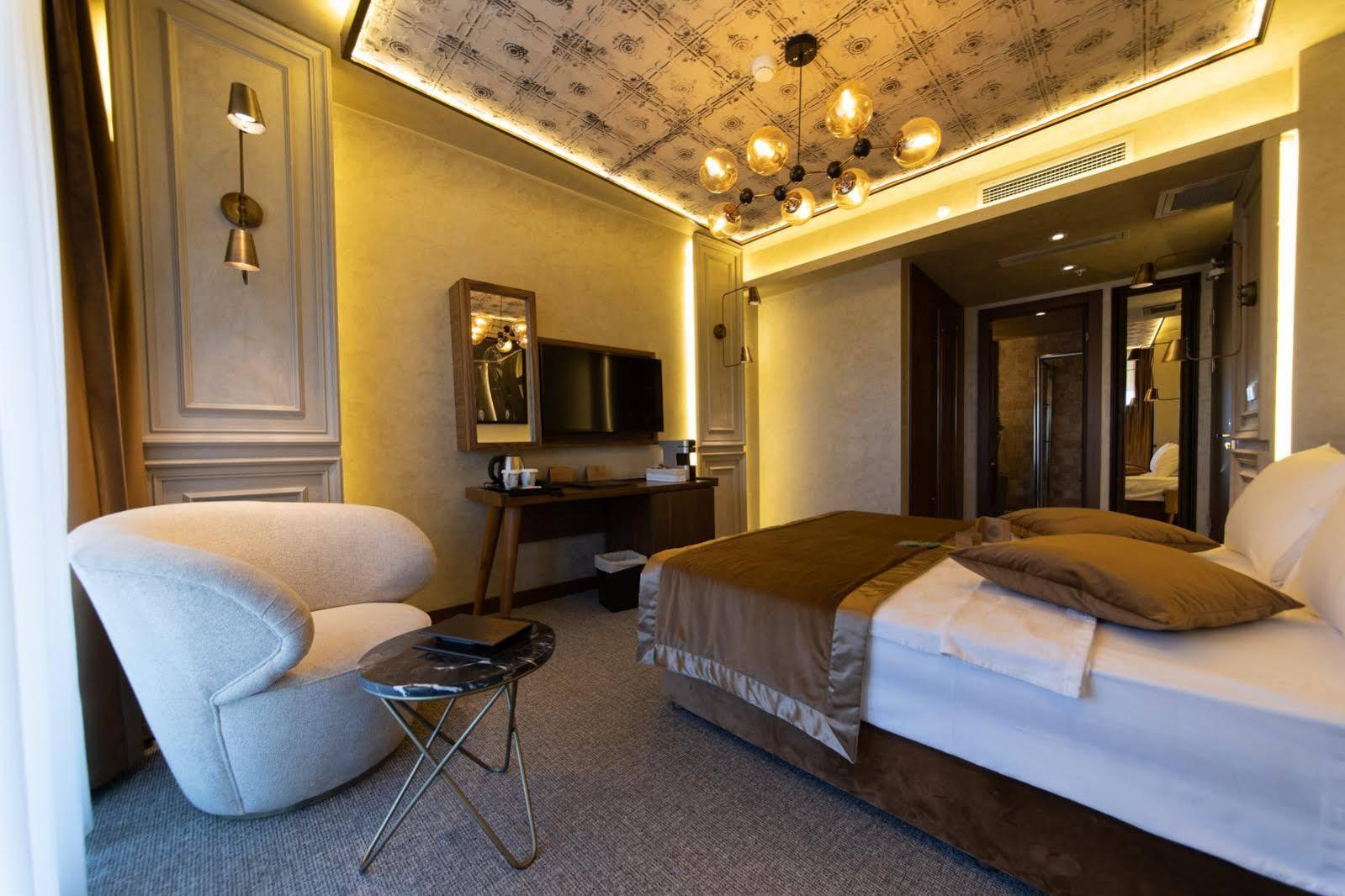 ทูไนท์ โฮเทล พอร์ต Hotel อิสตันบูล ภายนอก รูปภาพ